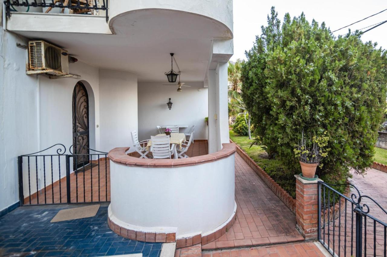 Courrier-House Appartement Aci Castello Buitenkant foto